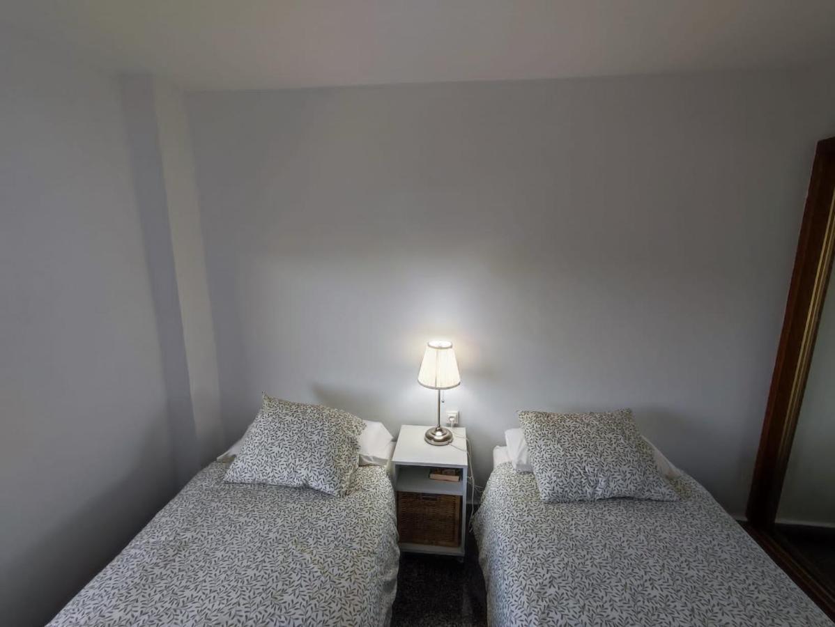 Casa Playa Primera: Encanto Familiar Frente al Mar Suances Exterior photo