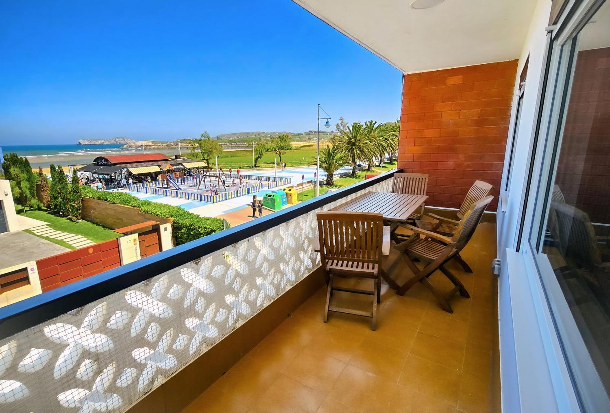 Casa Playa Primera: Encanto Familiar Frente al Mar Suances Exterior photo